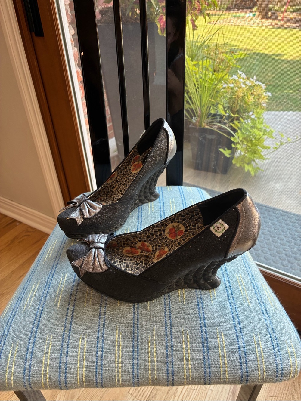 Miss L Fire Anthropologie Black Wedge Pumps with Bow Accent